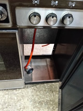 Cocina de gas antigua