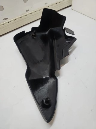 Tapa Lateral Honda CBF 500