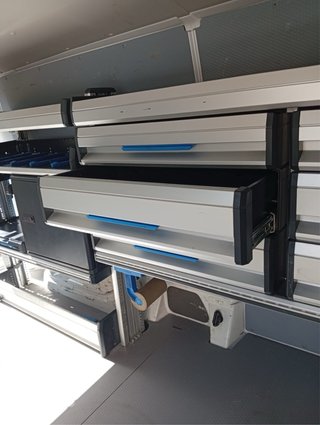 Equipamiento para furgonetas de trabajo