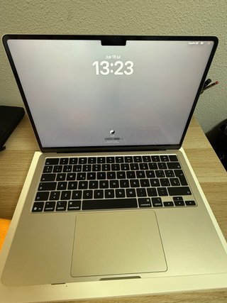 MacBook Air M4 13” 2025 Blanco estrella