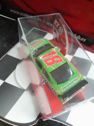 Coche Scalextric NASCAR Toyota Camry 18