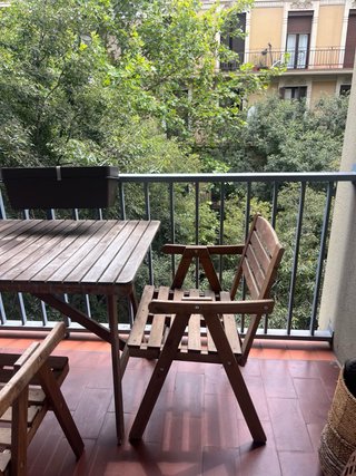 Mesa y 4 sillas terraza madera Ikea