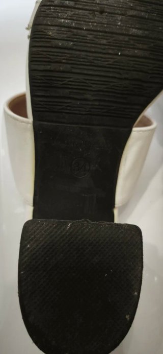 Sandalias blancas talla 34, calzado español