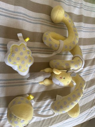 Juguete peluche jirafa para carrito