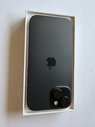 iPhone 15 128GB Negro/Gris con Caja y accesorios.