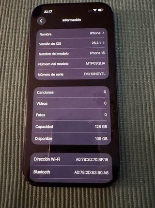 iPhone 15 128GB Negro/Gris con Caja y accesorios.
