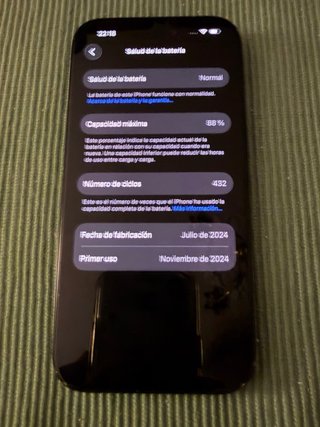 iPhone 15 128GB Negro/Gris con Caja y accesorios.