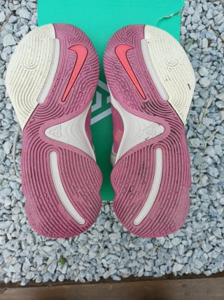 Nike Giannis Immortality 3 Beige/Rosa