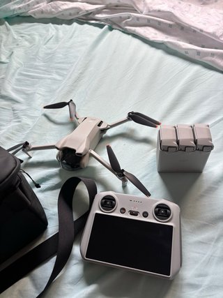 Dron DJI Mini 3 - Fly More Combo- Perfecto estado
