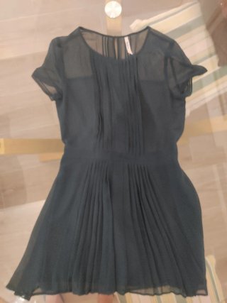 Vestido negro corto gasa
