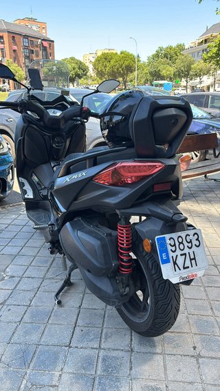 Yamaha XMAX 300cc Negra