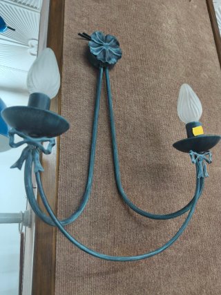 Aplique de forja con flor