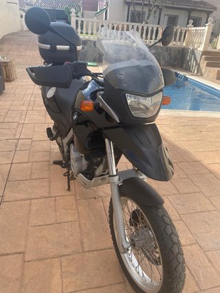 BMW G 650 GS Adventure Negra