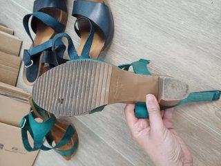 Lote Sandalias Abril Talla 39