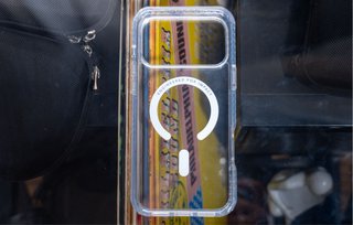 Funda Cellularline MagSafe iPhone 17 Pro Nueva