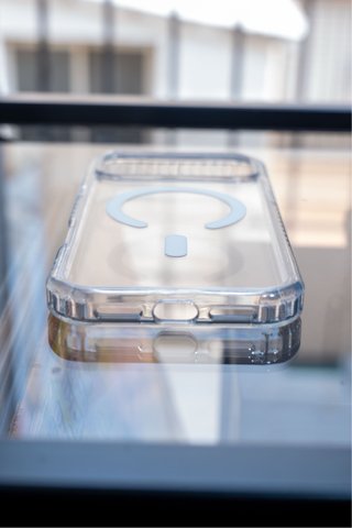 Funda Cellularline MagSafe iPhone 17 Pro Nueva