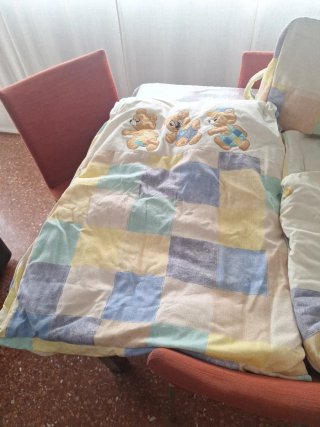 Ropa de cuna para bebé con osito
