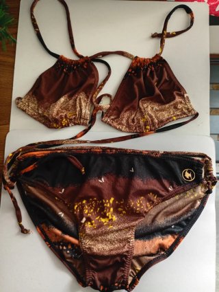 Bikini Talla 46 con etiqueta
