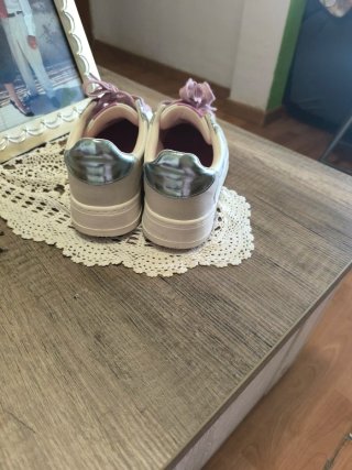 Zapatillas Blancas y Rosas Talla 39