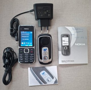 Cellulare Nokia 3120 classic + Accessori