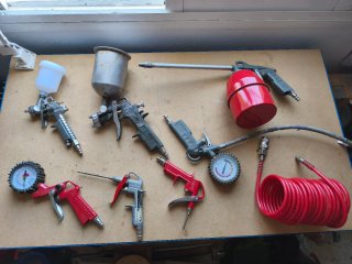 Compresor de aire AREBOS 30L con accesorios