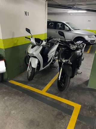 Garaje en venta en Centre en Badalona