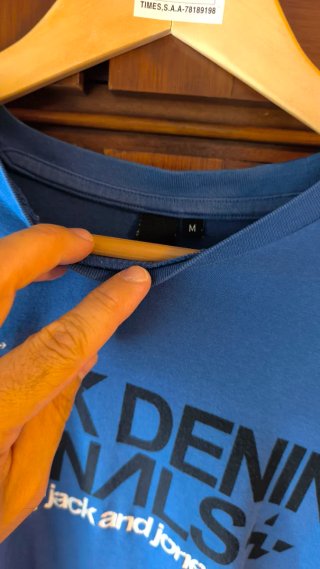 Lote de 5 camisetas manga larga talla M.