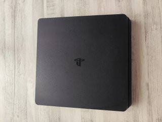 Consola PS4 Slim Negra + Mando + HDMI