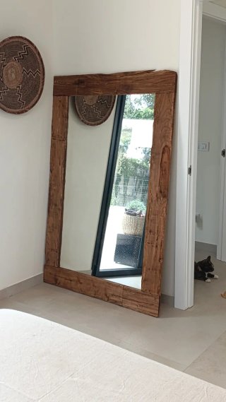 Espejo de madera natural