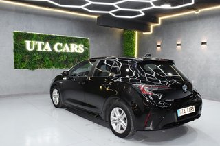 Toyota Corolla 1.8 125H Business Plus E-CVT 5 Puertas