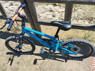 Bicicleta infantil Btwin blu