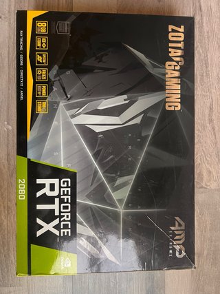 Tarjeta Gráfica Zotac Gaming RTX 2080 en su caja