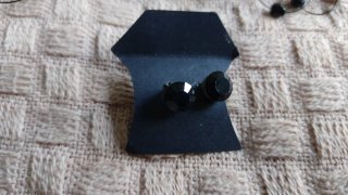 Gargantilla y pendientes mujer negros