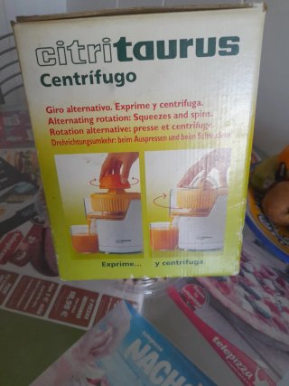 Exprimidor Taurus Citritaurus Profesional