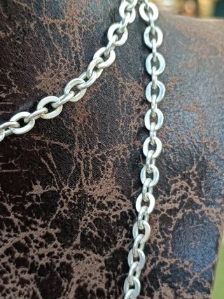 Elegante cadena, cordón de plata