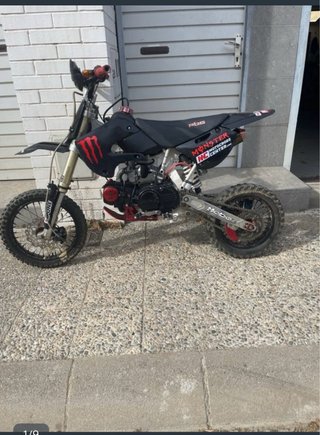 Pit Bike IMR 140cc Negra y Roja