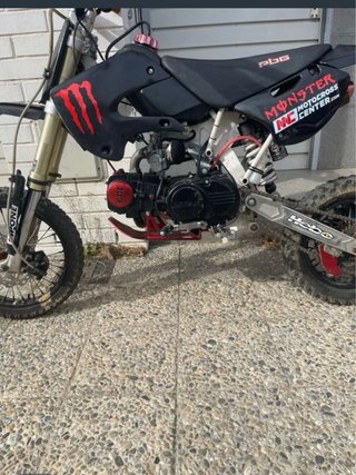 Pit Bike IMR 140cc Negra y Roja