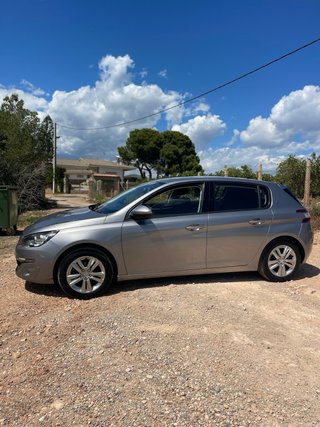 Peugeot 308 2015