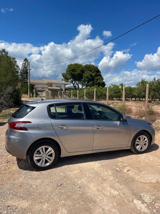 Peugeot 308 2015