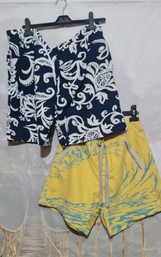 Bermuda Fila Amarilla con Estampado Ola