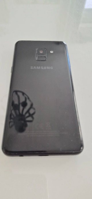 Samsung Galaxy A8 Negro