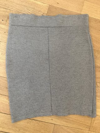 Falda gris elástica Talla S