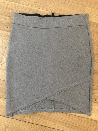 Falda gris elástica Talla S