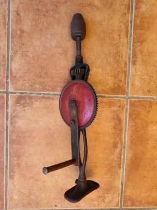 Berbiquí antiguo manual