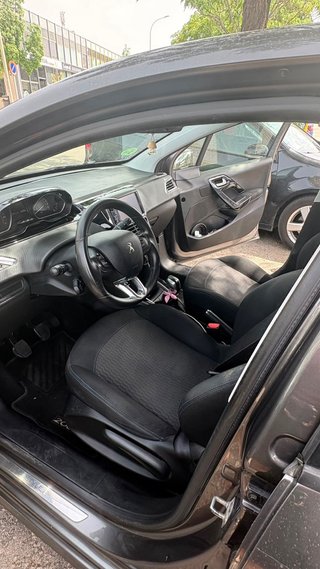 Peugeot 208 Style 82CV | Correa nueva | CarPlay