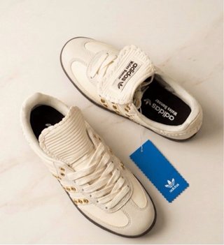 Adidas Wales Bonner Blancas Tachuelas