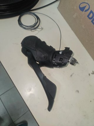 Maneta Izquierda Shimano GRX 12v