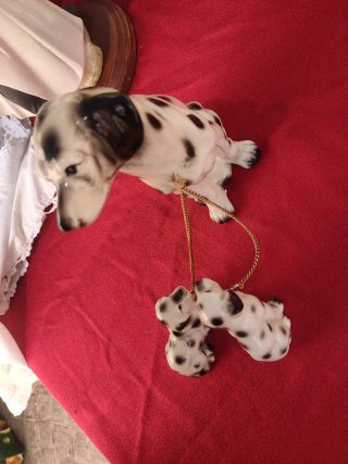 Figuras Perros Dálmatas con Cadena