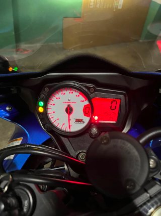 Suzuki GSXR600 k7