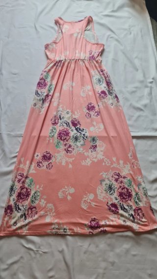 Vestido largo floral rosa con bolsillos. Talla XL